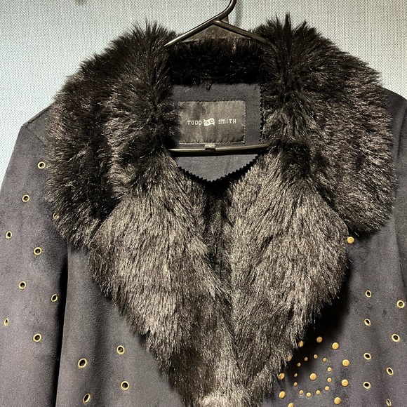 Vintage coat black with faux fur - Picture 11 of 12
